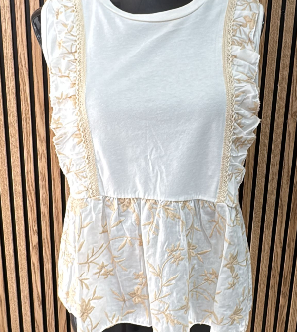 CAMISETA VOLANTES