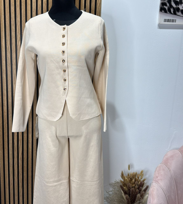 CONJUNTO MERCEDES