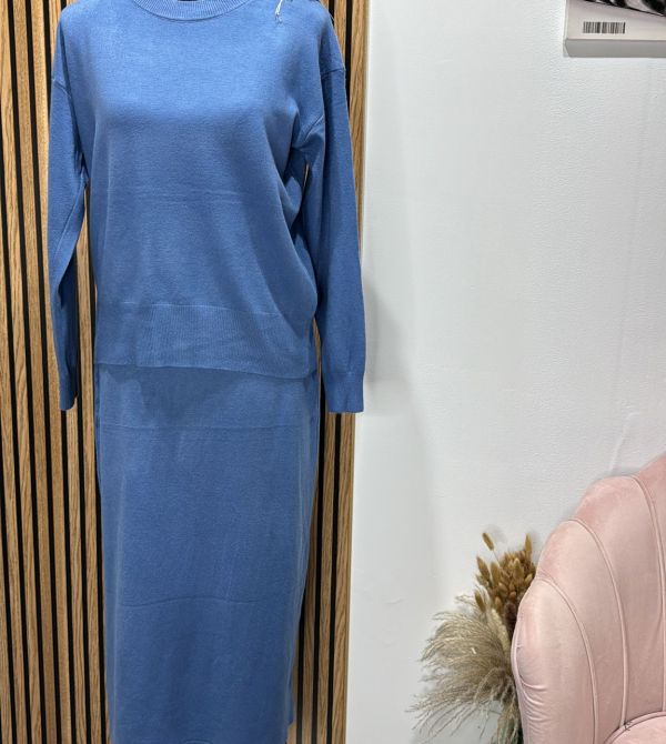 CONJUNTO CARLA